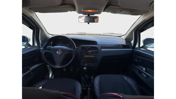 2015 FİAT LİNEA 275.000 TL PEŞİNATLA//48 AY KREDİ//KREDİ KARTINA 12 AY TAKSİT//