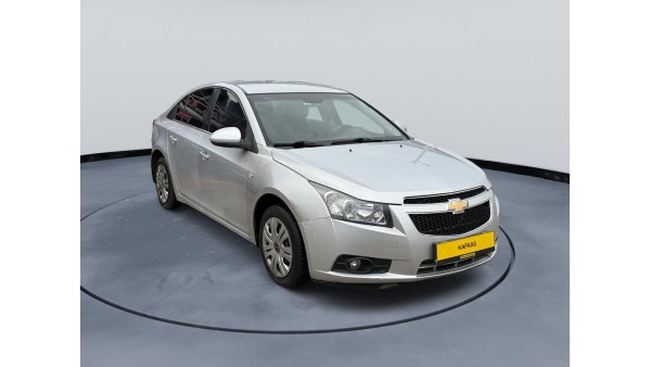 195.000 TL PEŞİNATLA //KREDİLİ//SENETLİ //KREDİ KARTINA 12 AY TAKSİTLE// SATIŞ İMKANI (2010 MODEL CHEVROLET CRUZE)