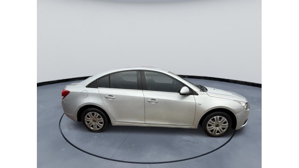 195.000 TL PEŞİNATLA //KREDİLİ//SENETLİ //KREDİ KARTINA 12 AY TAKSİTLE// SATIŞ İMKANI (2010 MODEL CHEVROLET CRUZE)