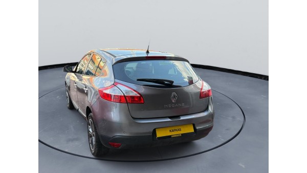 295.000 TL PEŞİNATLA //KREDİLİ//SENETLİ //KREDİ KARTINA 12 AY TAKSİTLE// SATIŞ İMKANI (2012 MODEL MEGANE 3 OTOMATİK)