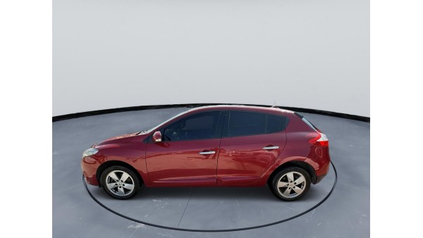 295.000 TL PEŞİNATLA //KREDİLİ//SENETLİ //KREDİ KARTINA 12 AY TAKSİTLE// SATIŞ İMKANI (2012 MODEL MEGANE 3 OTOMATİK)