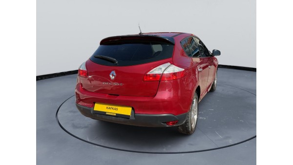 295.000 TL PEŞİNATLA //KREDİLİ//SENETLİ //KREDİ KARTINA 12 AY TAKSİTLE// SATIŞ İMKANI (2012 MODEL MEGANE 3 OTOMATİK)
