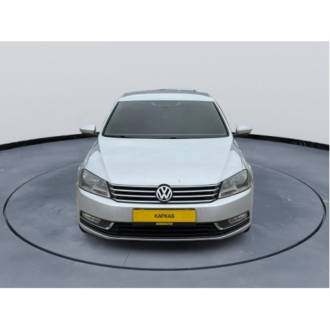 595.000 TL PEŞİNATLA //KREDİLİ//SENETLİ //KREDİ KARTINA 12 AY TAKSİTLE// SATIŞ İMKANI (2013 MODEL PASSAT OTOMATİK)