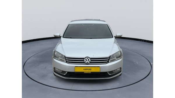 595.000 TL PEŞİNATLA //KREDİLİ//SENETLİ //KREDİ KARTINA 12 AY TAKSİTLE// SATIŞ İMKANI (2013 MODEL PASSAT OTOMATİK)