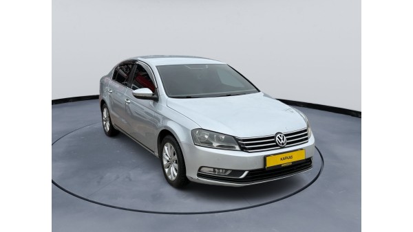 595.000 TL PEŞİNATLA //KREDİLİ//SENETLİ //KREDİ KARTINA 12 AY TAKSİTLE// SATIŞ İMKANI (2013 MODEL PASSAT OTOMATİK)