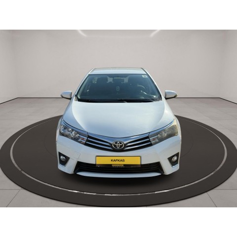 650.000 TL PEŞİNATLA //KREDİLİ//SENETLİ //KREDİ KARTINA 12 AY TAKSİTLE// SATIŞ İMKANI (2015 MODEL TOYOTA COROLLA OTOMATİK)
