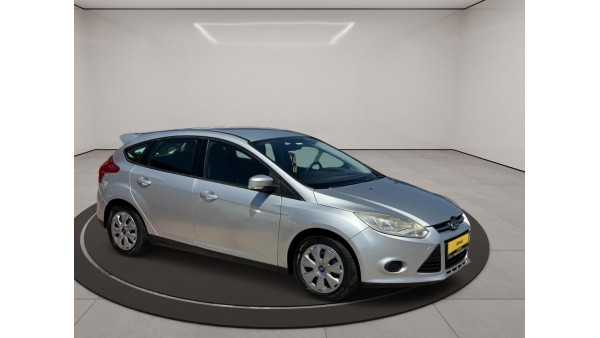 395.000 TL PEŞİNATLA //KREDİLİ//SENETLİ //KREDİ KARTINA 12 AY TAKSİTLE// SATIŞ İMKANI (2013 MODEL FORD FOCUS)