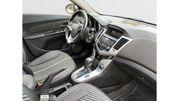 CHEVROLET CRUZE 350 BİN TL PEŞİNATLA //36 VADE İLE SENETLİ//K.KARTINA 12 TAKSİT