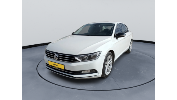 VOLKSWAGEN PASSAT 645.000 TL PEŞİNATLA//KREDİLİ//SENETLİ//K.KARTINA 12 TAKSİT