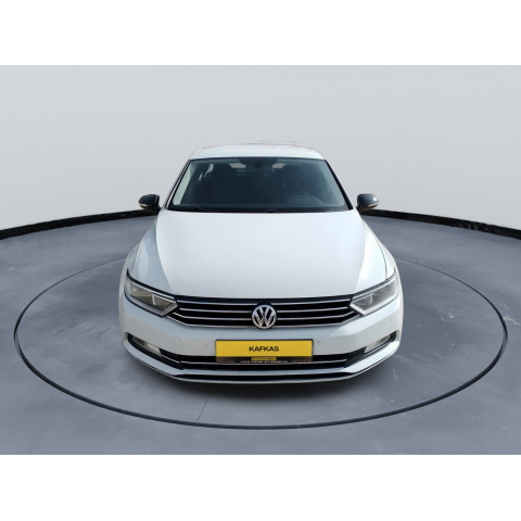 VOLKSWAGEN PASSAT 645.000 TL PEŞİNATLA//KREDİLİ//SENETLİ//K.KARTINA 12 TAKSİT