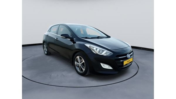 HYUNDAİ İ30 575.000 TL PEŞİNATLA//KREDİLİ//SENETLİ// K.KARTINA 12 AY TAKSİT